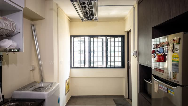 144 Tampines Street 12, 144 Tampines Street 12, 2 Bedrooms, 797 sqft, HDB Flat For Sale, by Lawrence Zhong, 500232624 - Yard - PropertyGuru.com.sg