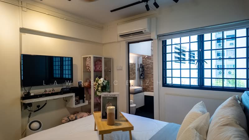 144 Tampines Street 12, 144 Tampines Street 12, 2 Bedrooms, 797 sqft, HDB Flat For Sale, by Lawrence Zhong, 500232624 - Master Bedroom - PropertyGuru.com.sg