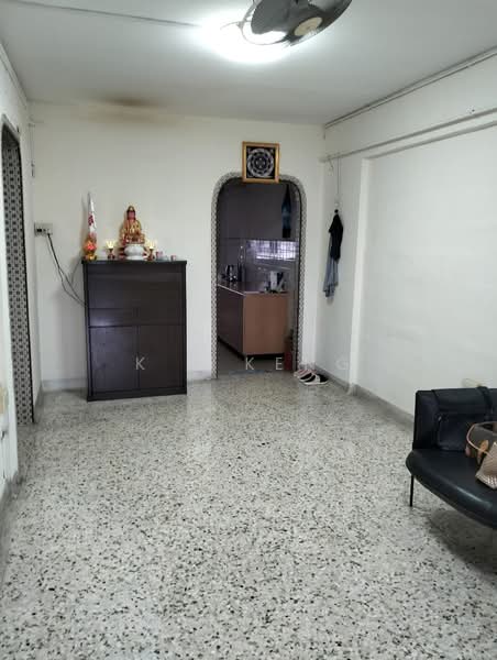 445 Ang Mo Kio Avenue 10, 445 Ang Mo Kio Avenue 10, Room Rental, 120 sqft, HDB Flat For Rent, by K B Keng, 500232626 - Living Room - PropertyGuru.com.sg