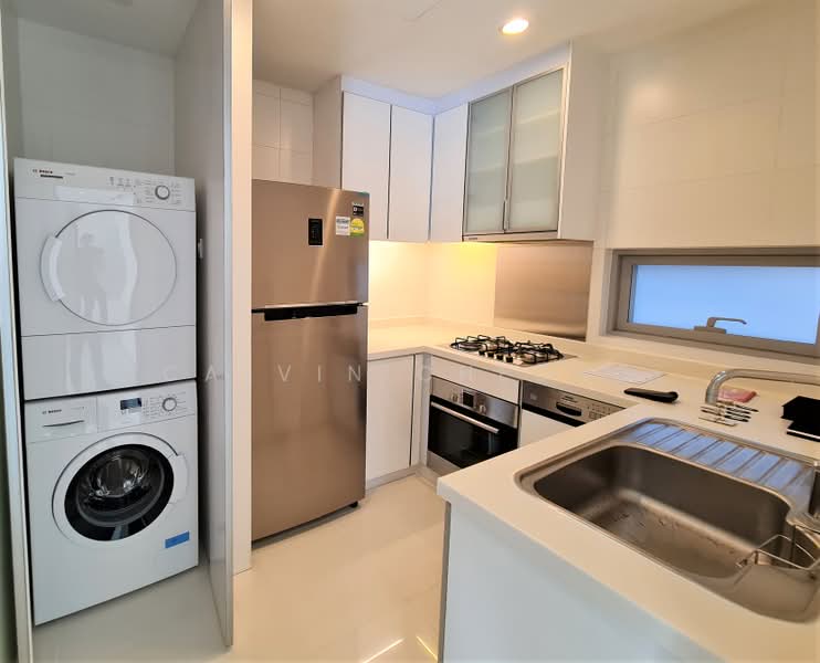 The Cathay Residences, 30 Mount Sophia, 2 Bedrooms, 1,063 sqft, Apartment For Rent, by Calvin Cheong, 500232634 - Kitchen - PropertyGuru.com.sg