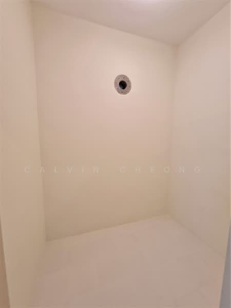The Cathay Residences, 30 Mount Sophia, 2 Bedrooms, 1,063 sqft, Apartment For Rent, by Calvin Cheong, 500232634 - Store Room - PropertyGuru.com.sg