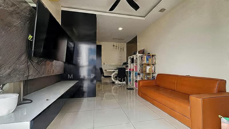 Blossom Residences, 32 Segar Road, 3 Bedrooms, 1,055 sqft, Condominium For Sale, by Maple Yap, 500232645 - Living Room - PropertyGuru.com.sg
