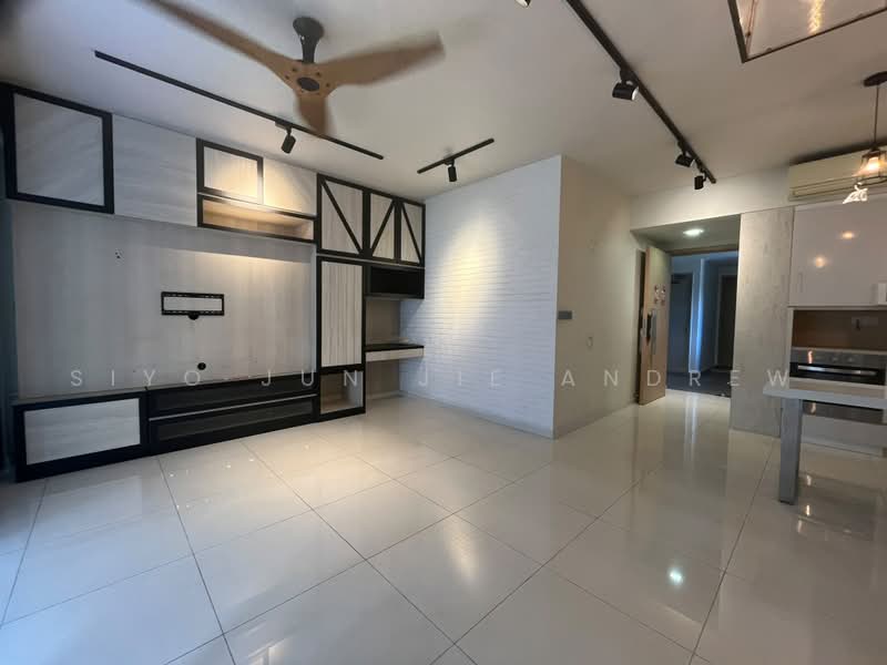 Twin Waterfalls, 102 Punggol Walk, 3 Bedrooms, 1,109 sqft, Condominium For Rent, by Siyo Jun Jie Andrew, 500232647 - Living Room - PropertyGuru.com.sg