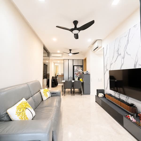 The Tre Ver, 66 Potong Pasir Avenue 1, 3 Bedrooms, 1,012 sqft, Condominium For Sale, by Kelly Lim, 500232656 - Living Room - PropertyGuru.com.sg