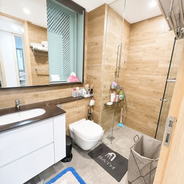 The Tre Ver, 66 Potong Pasir Avenue 1, 3 Bedrooms, 1,012 sqft, Condominium For Sale, by Kelly Lim, 500232656 - Bathroom - PropertyGuru.com.sg