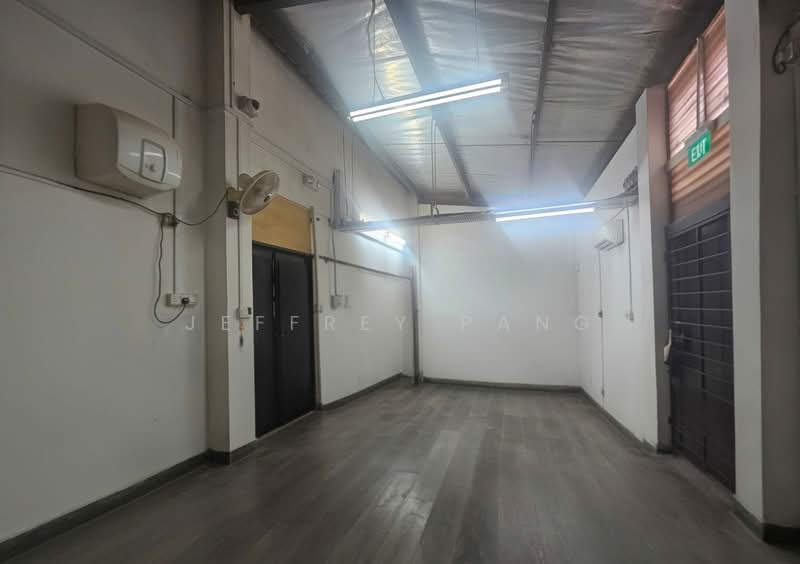 Marsiling Industrial Estate, 2 Marsiling Industrial Estate Road 3, 1,100 sqft, Factory / Workshop (B2) For Rent, by Jeffrey Pang, 500232663 - Interior - CommercialGuru.com.sg