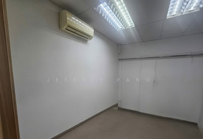 Marsiling Industrial Estate, 2 Marsiling Industrial Estate Road 3, 1,100 sqft, Factory / Workshop (B2) For Rent, by Jeffrey Pang, 500232663 - Interior - CommercialGuru.com.sg