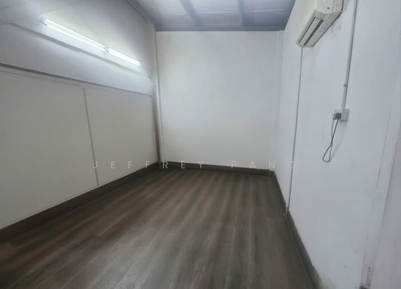 Marsiling Industrial Estate, 2 Marsiling Industrial Estate Road 3, 1,100 sqft, Factory / Workshop (B2) For Rent, by Jeffrey Pang, 500232663 - Interior - CommercialGuru.com.sg