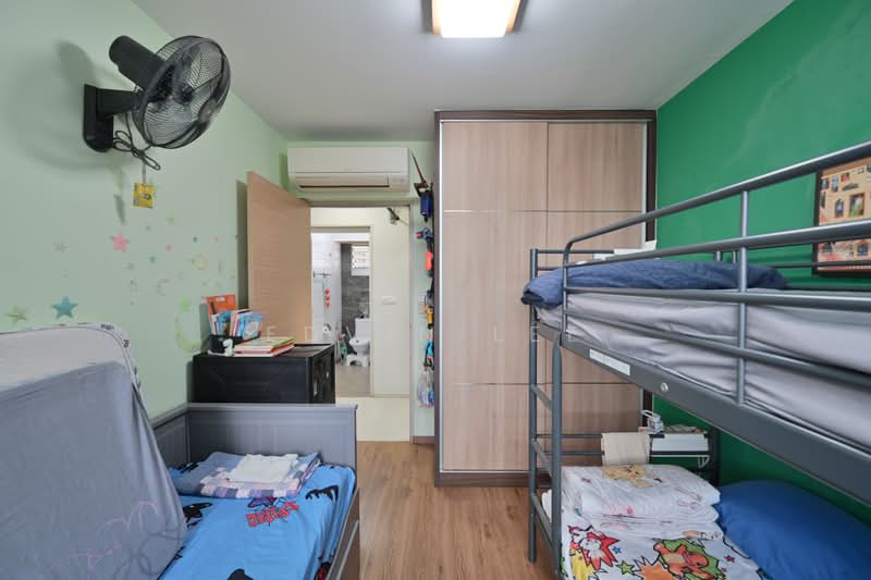 260B Kebun Baru Court, 260B Ang Mo Kio Street 21, 3 Bedrooms, 999 sqft, HDB Flat For Sale, by Edvin Lee, 500232673 - Bedroom - PropertyGuru.com.sg
