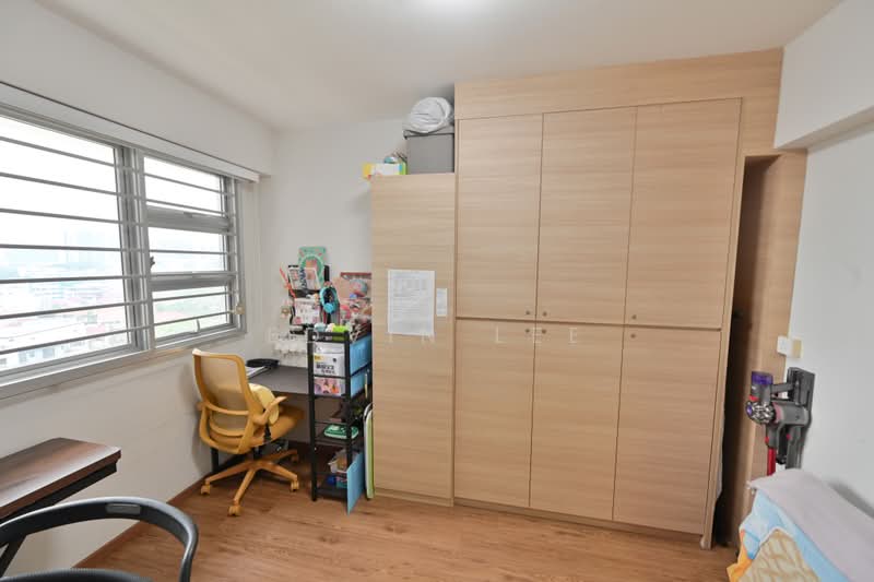 260B Kebun Baru Court, 260B Ang Mo Kio Street 21, 3 Bedrooms, 999 sqft, HDB Flat For Sale, by Edvin Lee, 500232673 - Study - PropertyGuru.com.sg