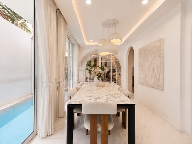 999 Years 4 Storey Semi Detached ALMOST BRAND NEW 2024 $500k Reno 2162 Sqft D19 Serangoon Garden, Hougang / Punggol / Sengkang, 5 Bedrooms, 4,500 sqft, Semi-Detached House For Sale, by Martin Yeo, 500232675 - Dining Room - PropertyGuru.com.sg