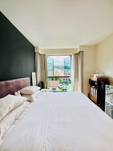 Cheap!!! Condo at HDB Price Charming View, Well Renovated, North Facing, Hillview Avenue, 3 Bedrooms, 1,249 sqft, Condominium For Sale, by Jennifer Tan WL 陈慧莲, 500232681 - Bedroom - PropertyGuru.com.sg
