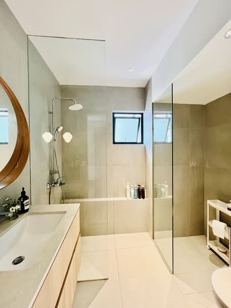 Cheap!!! Condo at HDB Price Charming View, Well Renovated, North Facing, Hillview Avenue, 3 Bedrooms, 1,249 sqft, Condominium For Sale, by Jennifer Tan WL 陈慧莲, 500232681 - Bathroom - PropertyGuru.com.sg