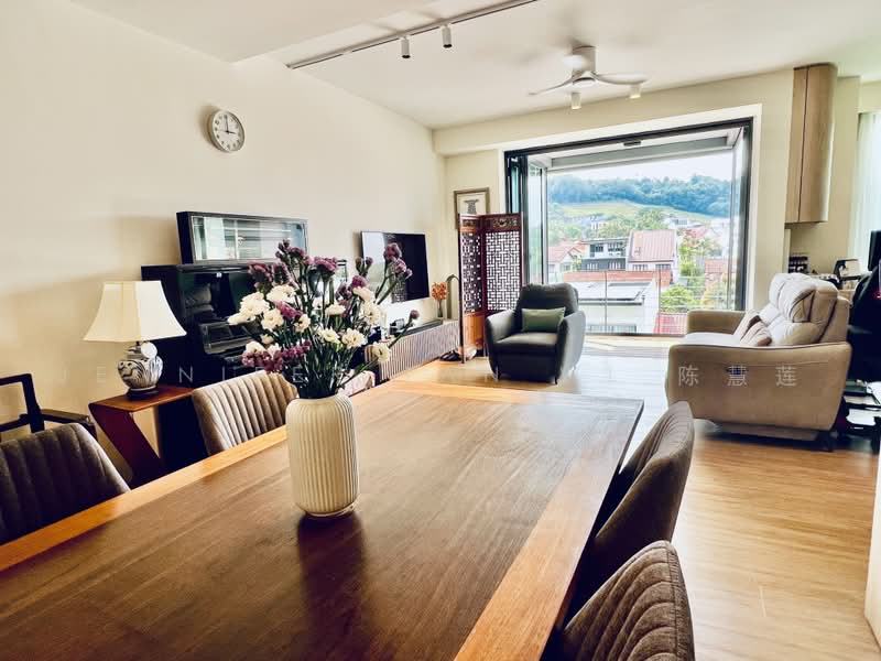 Cheap!!! Condo at HDB Price Charming View, Well Renovated, North Facing, Hillview Avenue, 3 Bedrooms, 1,249 sqft, Condominium For Sale, by Jennifer Tan WL 陈慧莲, 500232681 - Living Room - PropertyGuru.com.sg