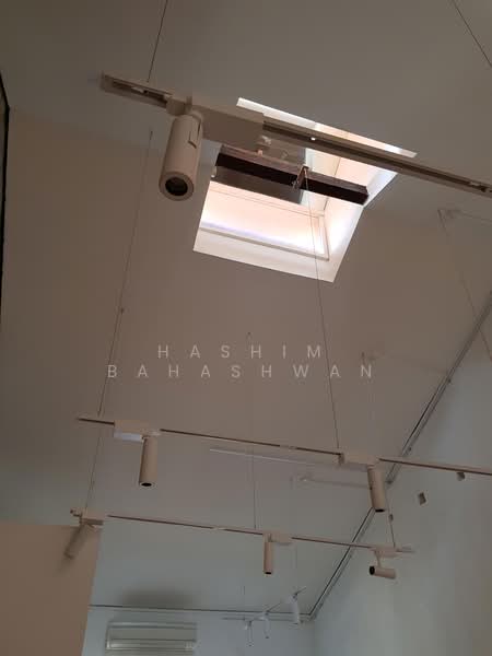Haji Lane, Haji Lane, 1,150 sqft, Shop / Shophouse For Rent, by Hashim Bahashwan, 500232682 - Interior - CommercialGuru.com.sg
