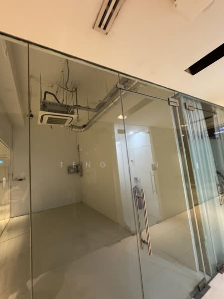 Oxley Tower, 138 Robinson Road, 194 sqft, Mall Shop For Sale, by Teng Yen, 500232684 - Interior - CommercialGuru.com.sg