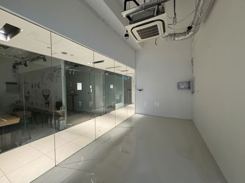 Oxley Tower, 138 Robinson Road, 194 sqft, Mall Shop For Sale, by Teng Yen, 500232684 - Interior - CommercialGuru.com.sg