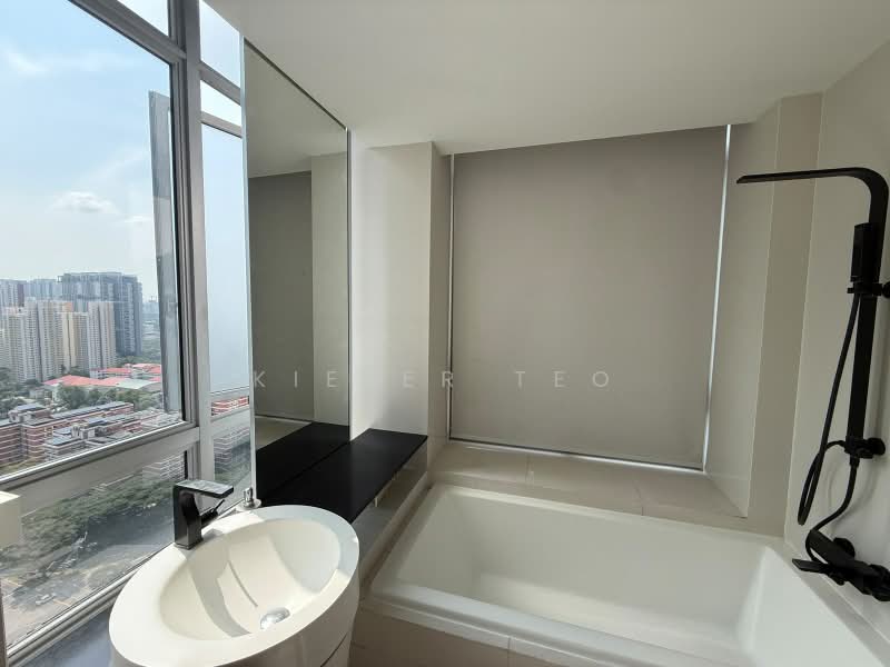 Ascentia Sky, 3 Alexandra View, 3 Bedrooms, 1,475 sqft, Apartment For Sale, by Kiefer Teo, 500232692 - Bathroom - PropertyGuru.com.sg