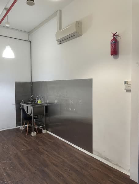 The Promenade @ Pelikat, 183 Jalan Pelikat, 161 sqft, Shop / Shophouse For Rent, by Catherine Zhou, 500232694 - Interior - CommercialGuru.com.sg