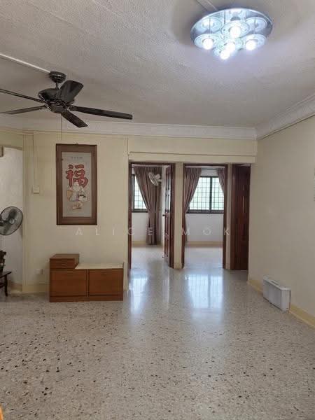 232 Yishun Street 21, 232 Yishun Street 21, Sembawang / Yishun, 3 Bedrooms, 1,302 sqft, HDB Flat For Sale, by Alice Mok, 500232701 - Living Room - PropertyGuru.com.sg