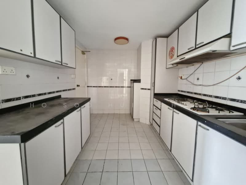 The Tanamera, 1 Tanah Merah Kechil Road, 3 Bedrooms, 1,324 sqft, Condominium For Rent, by Ho Soo Hui (Shue), 500232702 - Kitchen - PropertyGuru.com.sg