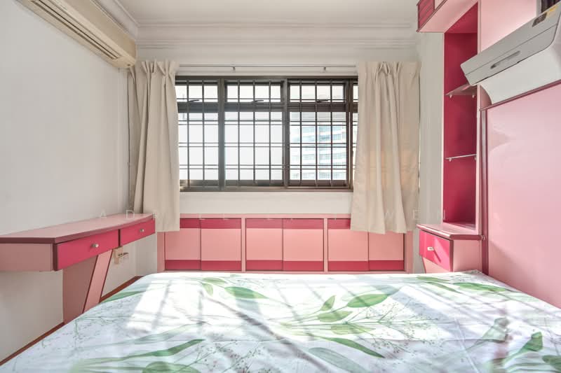 284 Toh Guan Road, 284 Toh Guan Road, 3 Bedrooms, 1,313 sqft, HDB Flat For Sale, by Adriel Li Yewen, 500232716 - Bedroom - PropertyGuru.com.sg