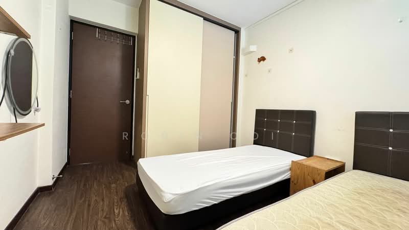 411 Hougang Avenue 10, 411 Hougang Avenue 10, Room Rental, 150 sqft, HDB Flat For Rent, by Robin Ooi, 500232725 - Bedroom - PropertyGuru.com.sg