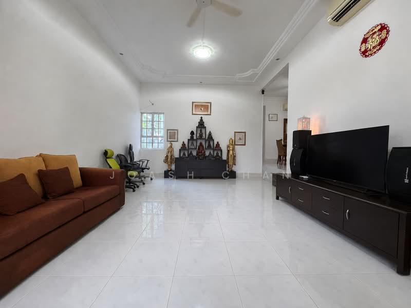 142 Lorong J Telok Kurau, , 3 Bedrooms, 1,442 sqft, Walk-up Apartment For Sale, by Joash Chan, 500232727 - Living Room - PropertyGuru.com.sg