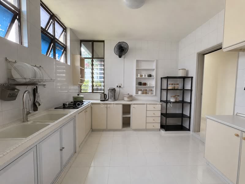 142 Lorong J Telok Kurau, , 3 Bedrooms, 1,442 sqft, Walk-up Apartment For Sale, by Joash Chan, 500232727 - Kitchen - PropertyGuru.com.sg