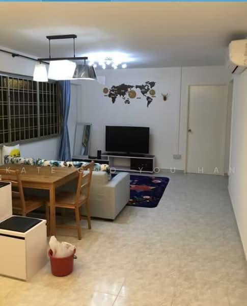664D Jurong West Street 64, 664D Jurong West Street 64, Room Rental, 100 sqft, HDB Flat For Rent, by Kate Guo You Han, 500232733 - Living Room - PropertyGuru.com.sg