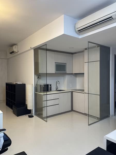 38 I Suites, 38 Ipoh Lane, 2 Bedrooms, 667 sqft, Condominium For Rent, by Wanda Sum, 500232737 - Kitchen - PropertyGuru.com.sg