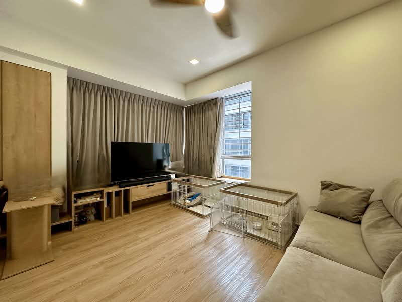 Atrium Residences, 15 Lorong 28 Geylang, 3 Bedrooms, 1,044 sqft, Apartment For Sale, by Raymond Ding, 500232741 - Living Room - PropertyGuru.com.sg