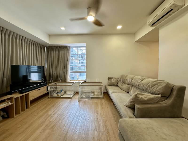 Atrium Residences, 15 Lorong 28 Geylang, 3 Bedrooms, 1,044 sqft, Apartment For Sale, by Raymond Ding, 500232741 - Living Room - PropertyGuru.com.sg