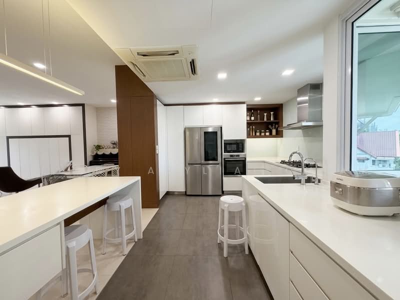 Duchess Crest, 66 Duchess Avenue, 4 Bedrooms, 2,088 sqft, Condominium For Sale, by Melody Azyliae Chiam, 500232745 - Kitchen - PropertyGuru.com.sg