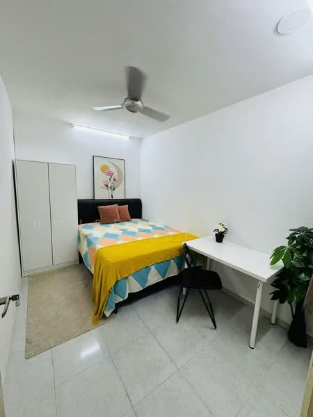 17 jalan asas, , Room Rental, 80 sqft, Apartment For Rent, by leo, 500232754 - Bedroom - PropertyGuru.com.sg