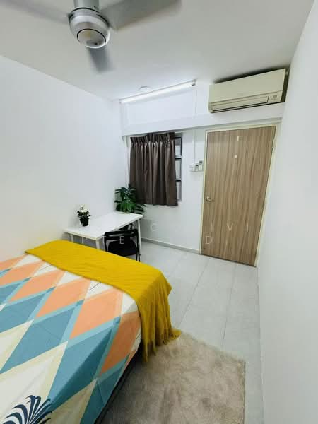 17 jalan asas, , Room Rental, 80 sqft, Apartment For Rent, by leo, 500232754 - Bedroom - PropertyGuru.com.sg