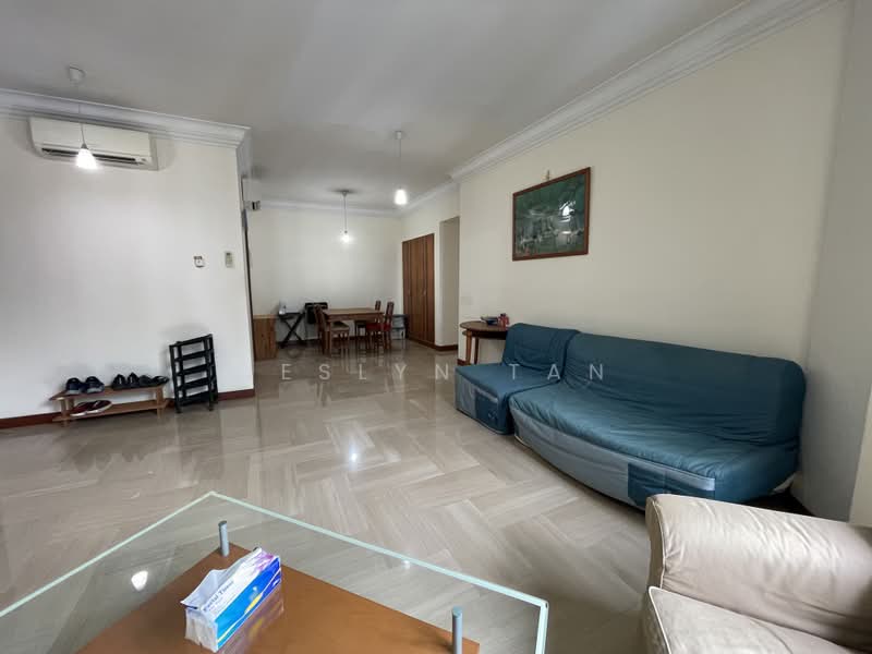 East Meadows, 34 Tanah Merah Kechil Road, 3 Bedrooms, 1,356 sqft, Condominium For Sale, by Jeslyn Tan, 500232759 - Living Room - PropertyGuru.com.sg