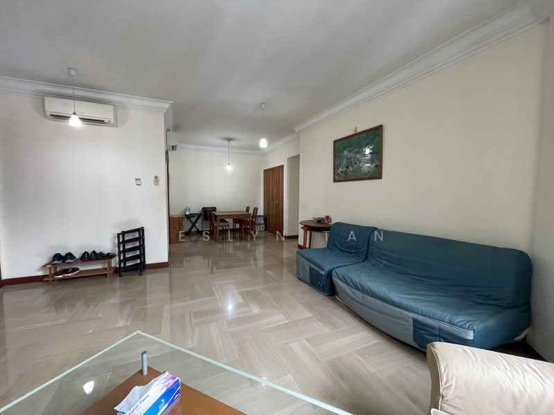 East Meadows, 34 Tanah Merah Kechil Road, 3 Bedrooms, 1,356 sqft, Condominium For Sale, by Jeslyn Tan, 500232759 - Living Room - PropertyGuru.com.sg