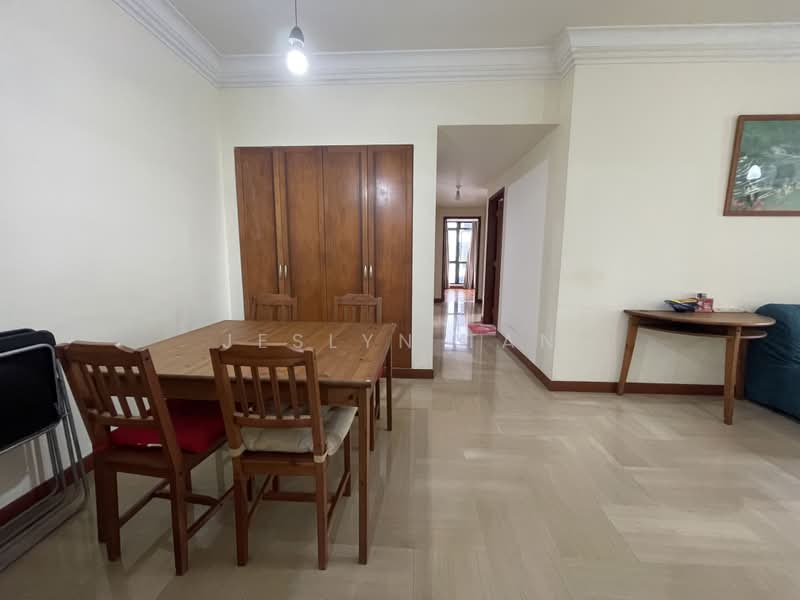 East Meadows, 34 Tanah Merah Kechil Road, 3 Bedrooms, 1,356 sqft, Condominium For Sale, by Jeslyn Tan, 500232759 - Dining Room - PropertyGuru.com.sg