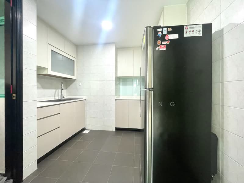 Hazel Park Condo, 15 Hazel Park Condo, Room Rental, 111 sqft, Condominium For Rent, by Elaine Chng, 500232761 - Kitchen - PropertyGuru.com.sg