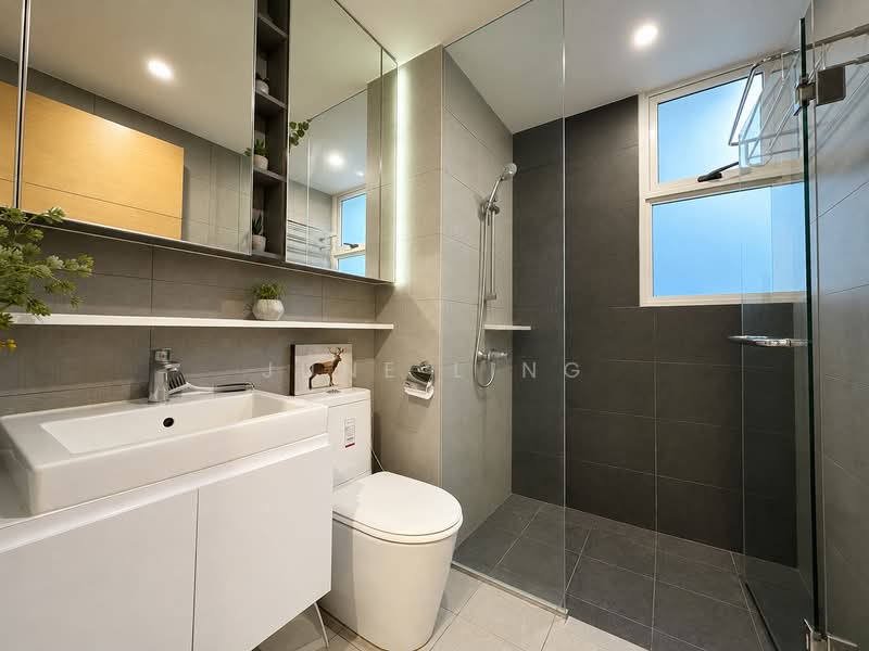 Vacanza @ East, 46 Lengkong Tujoh, 1 Bedroom, 484 sqft, Condominium For Rent, by June Ling, 500232765 - Bathroom - PropertyGuru.com.sg