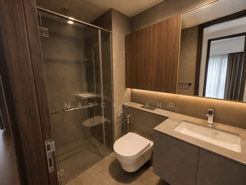 Midtown Modern, 18 Tan Quee Lan Street, 3 Bedrooms, 1,066 sqft, Condominium For Sale, by Marcus Ang, 500232776 - Bathroom - PropertyGuru.com.sg