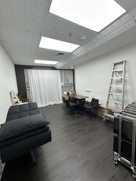High Street Centre, 1 North Bridge Road, 700 sqft, Office For Rent, by Soo Wei Rong (Kris), 500232787 - Interior - CommercialGuru.com.sg