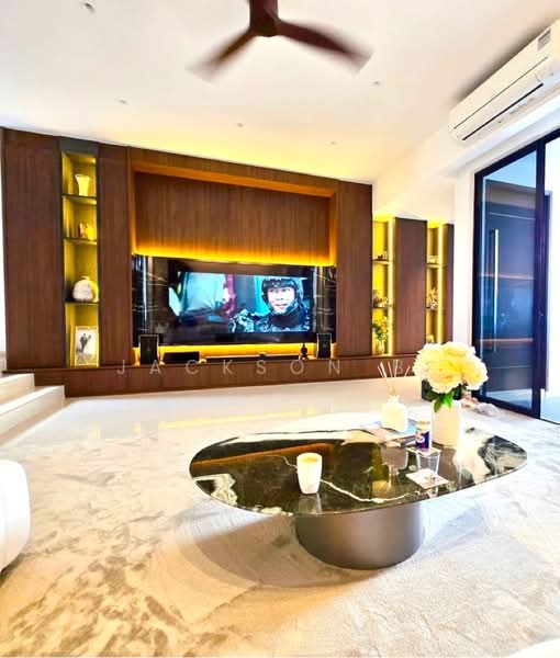 Loyang Villas, Loyang View, 6 Bedrooms, 2,600 sqft, Terraced House For Rent, by Jackson B., 500232789 - PropertyGuru.com.sg