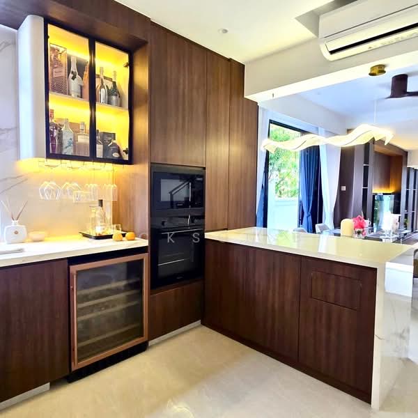 Loyang Villas, Loyang View, 6 Bedrooms, 2,600 sqft, Terraced House For Rent, by Jackson B., 500232789 - PropertyGuru.com.sg