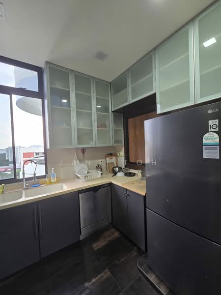 Mandarin Gardens, 5 Siglap Road, Room Rental, 380 sqft, Condominium For Rent, by Jane Toh, 500232792 - Kitchen - PropertyGuru.com.sg