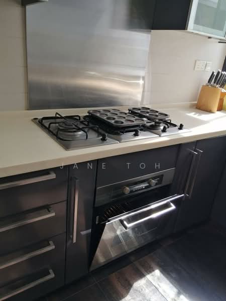 Mandarin Gardens, 5 Siglap Road, East Coast / Marine Parade, Room Rental, 380 sqft, Condominium For Rent, by Jane Toh, 500232792 - Kitchen - PropertyGuru.com.sg