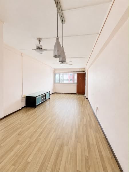 524 Hougang Avenue 6, 524 Hougang Avenue 6, Hougang / Punggol / Sengkang, 4 Bedrooms, 1,130 sqft, HDB Flat For Sale, by Alvin Tyh, 500232802 - Living Room - PropertyGuru.com.sg