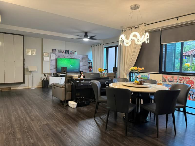 Pinevale, 2 Tampines Street 73, 3 Bedrooms, 1,581 sqft, Condominium For Sale, by Agnes Chan, 500232803 - Living Room - PropertyGuru.com.sg