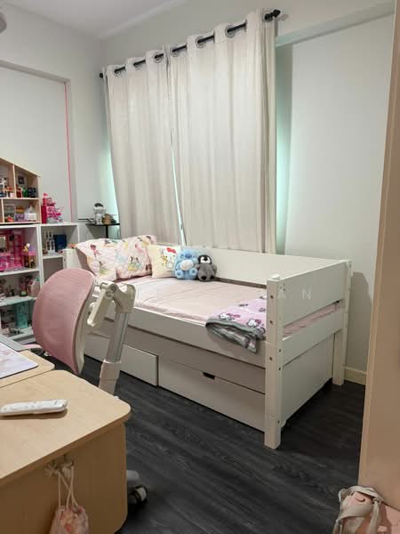 Pinevale, 2 Tampines Street 73, 3 Bedrooms, 1,581 sqft, Condominium For Sale, by Agnes Chan, 500232803 - Bedroom - PropertyGuru.com.sg